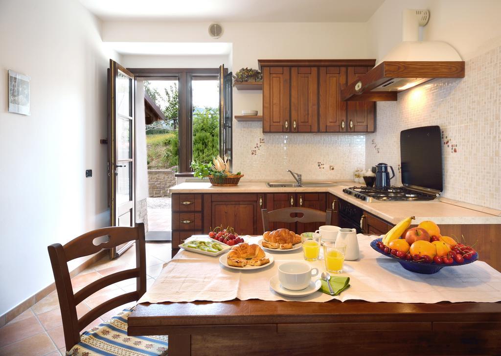 Agriturismo San Severo Passignano sul Trasimeno Luaran gambar